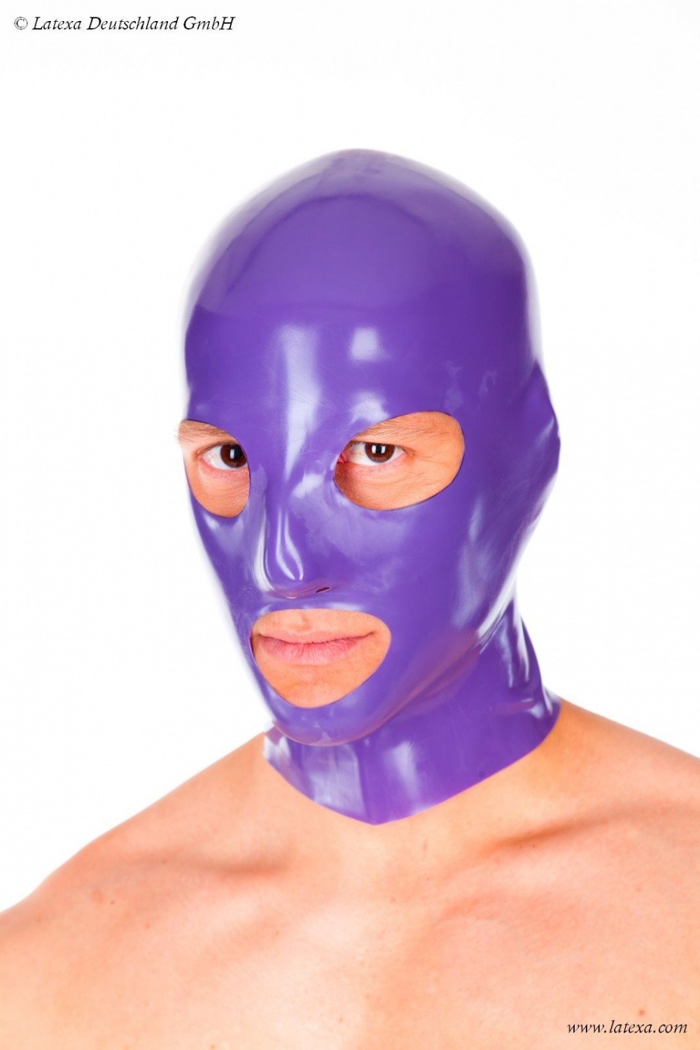Masque anatomic pour homme en latex 0.6 mm avec des ouvertures pour le