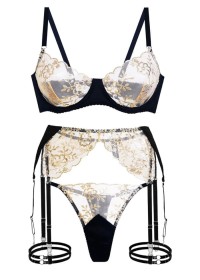 Ensemble de lingerie 5 pièces - en tulle transparent avec fil doré en vente chez Sophie Libertine