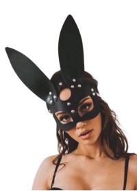 Joli masque en simili noir, idéal pour les jeux de rôle bunny